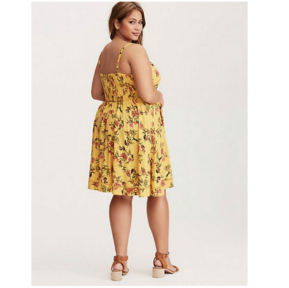 Torrid Yellow Midi Dress - Picture 4 of 4